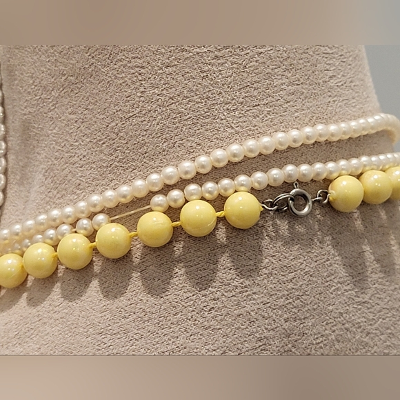 Vintage necklaces (Two) - Picture 6 of 7